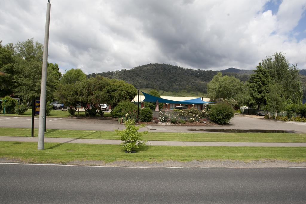 Snowgum Motel เมาท์บิวตี ภายนอก รูปภาพ